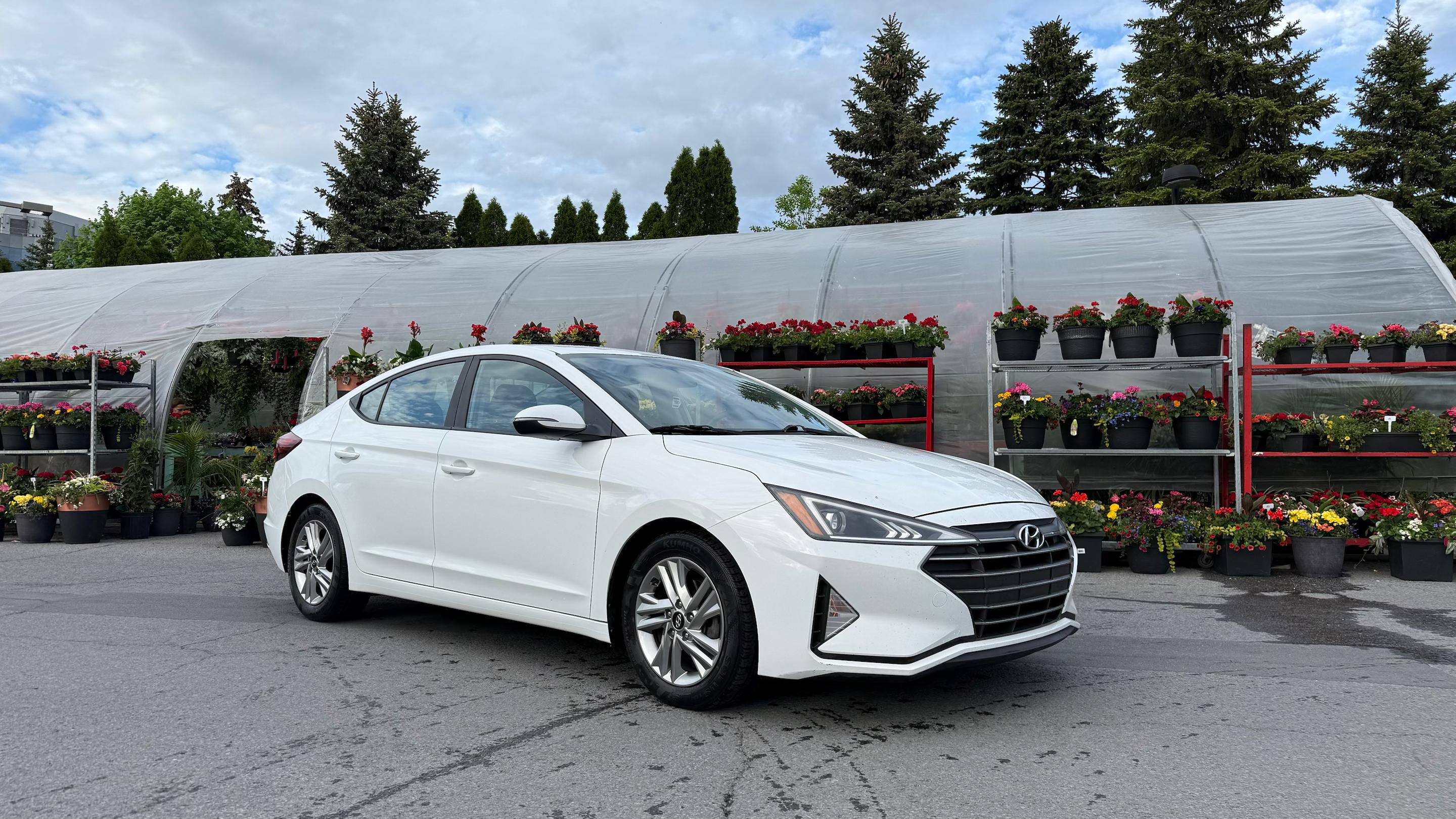 Hyundai Elantra 2019 à 