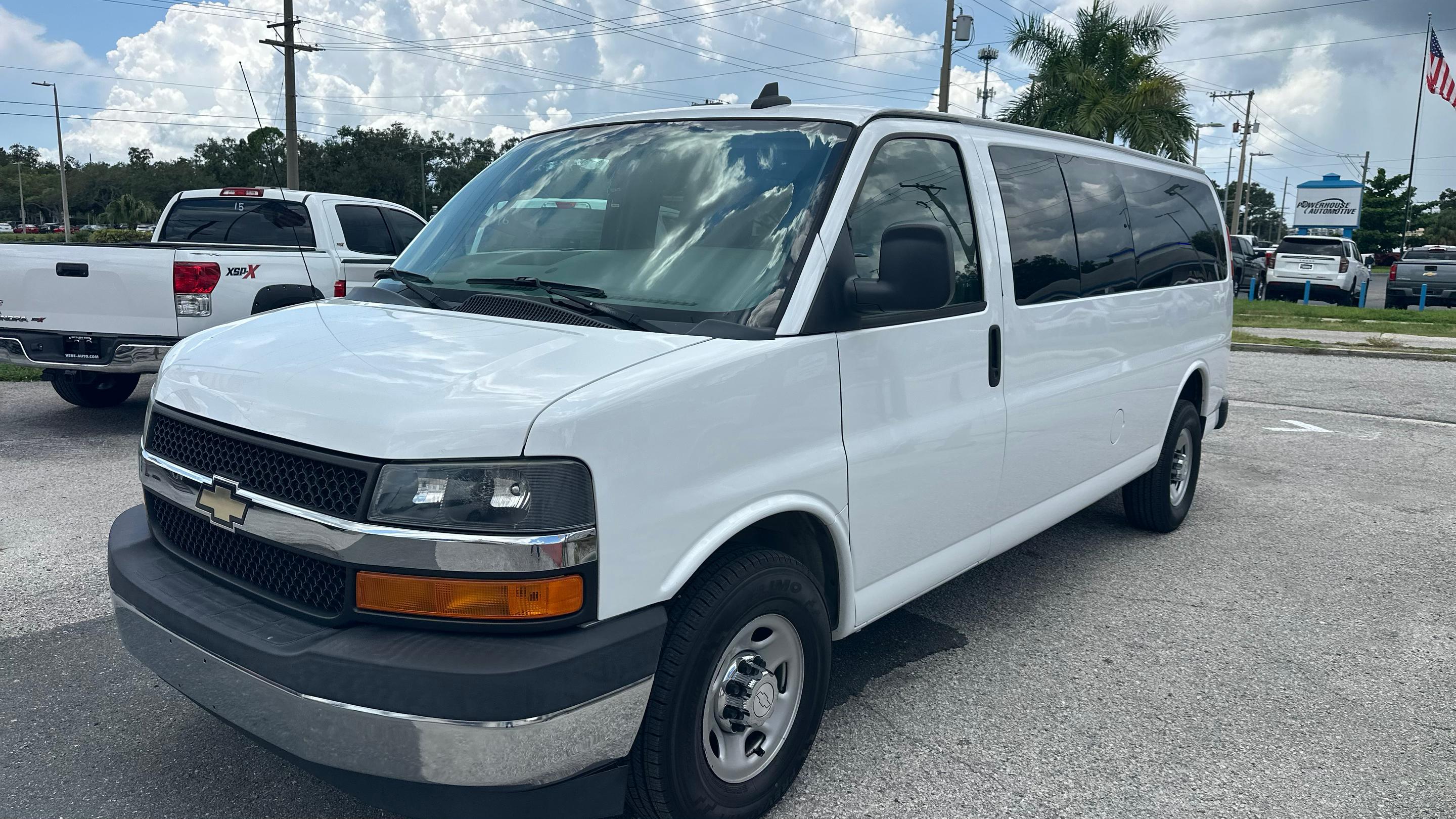 Chevrolet Express 2017 in Tampa, FL