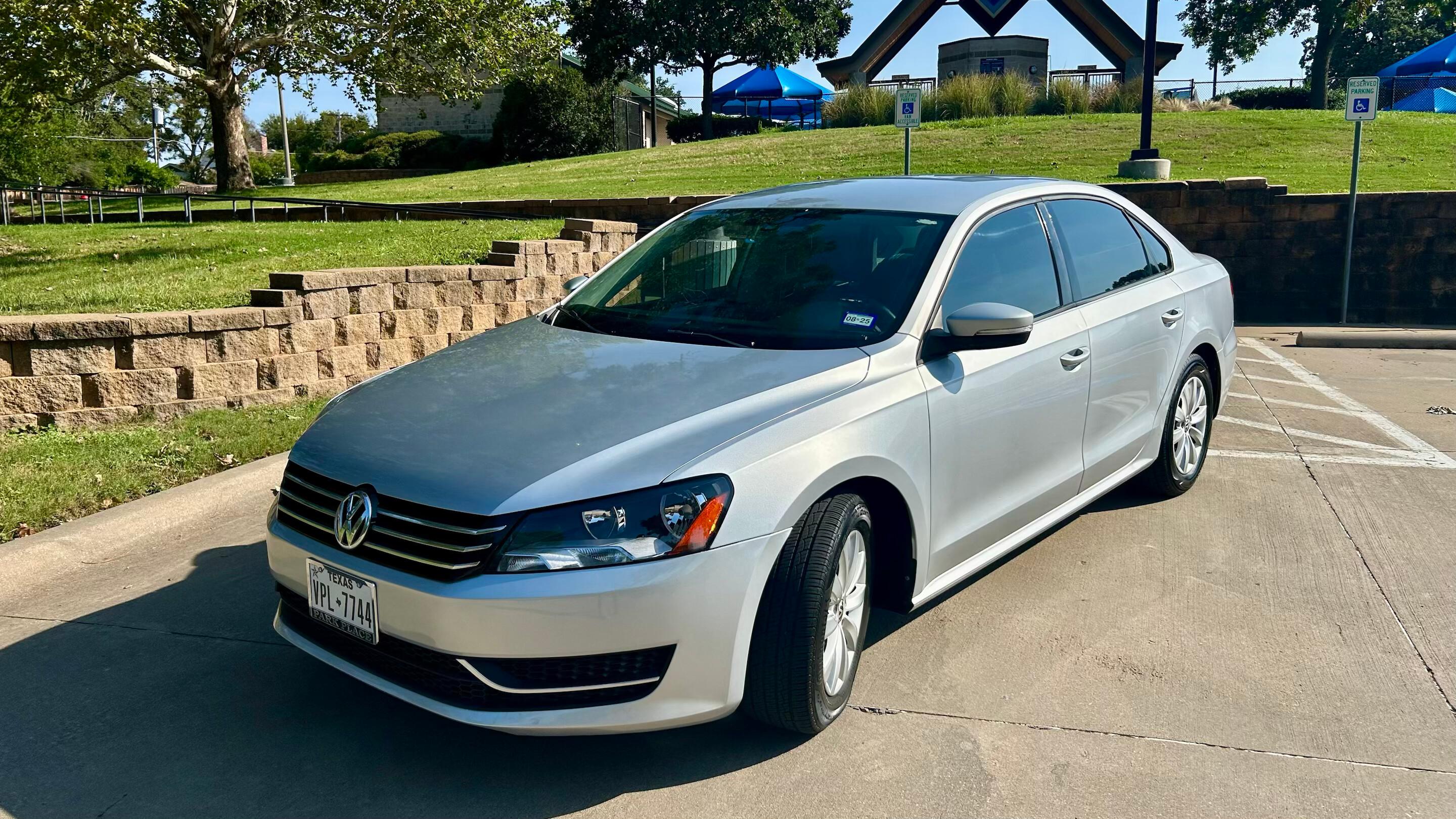 Volkswagen Passat 2013 in Arlington, TX