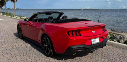 Ford Mustang 2024