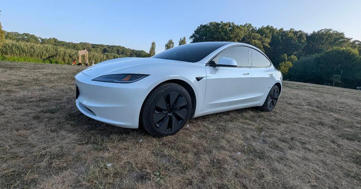 2025 Tesla Model 3 in Elizabeth