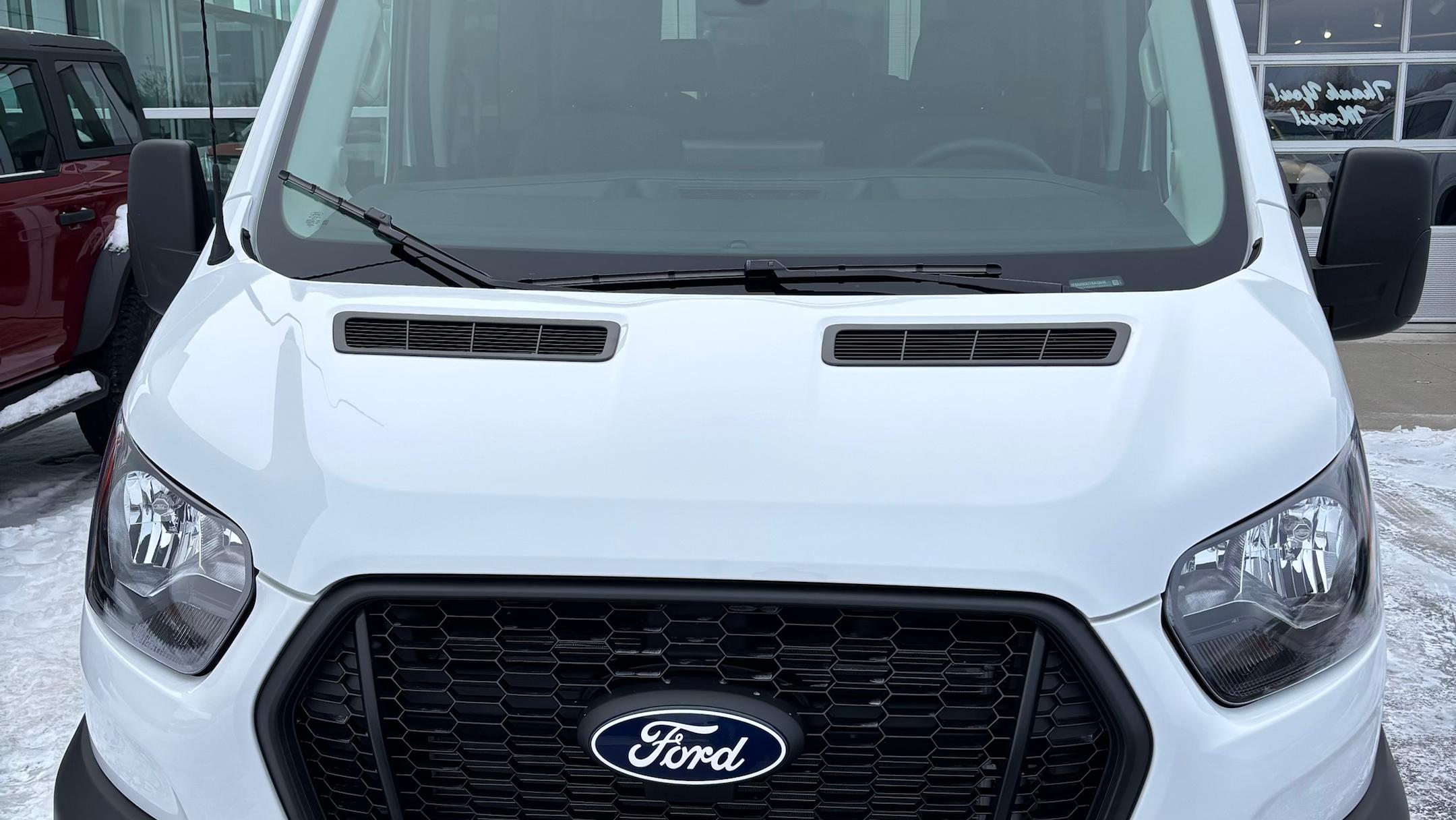 Ford Transit 2025 in Ottawa, ON