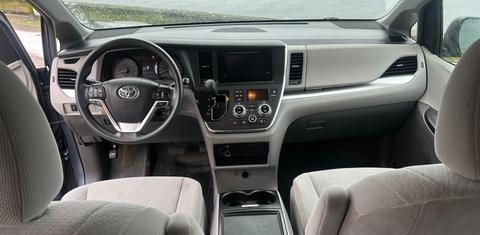 Toyota Sienna 2017