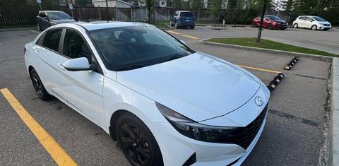 Hyundai Elantra 2022