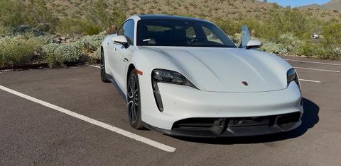 Porsche Taycan 2023