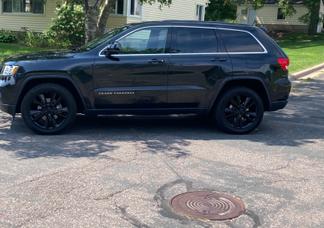 Jeep Grand Cherokee car