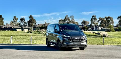 Ford TOURNEO CUSTOM 2025