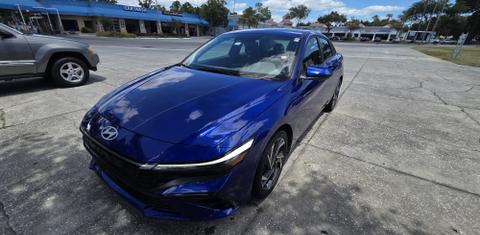 Hyundai Elantra 2025