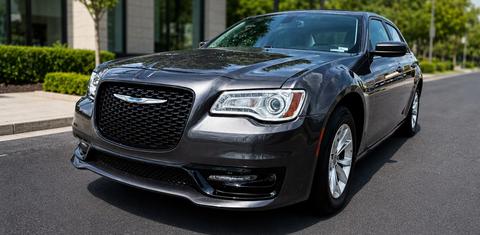 Chrysler 300 2016