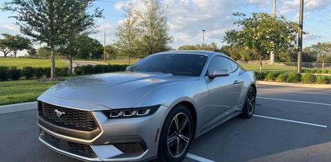 Ford Mustang 2024