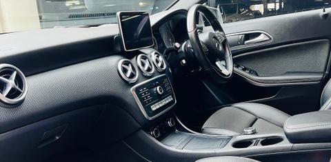 Mercedes-Benz A-CLASS 2015