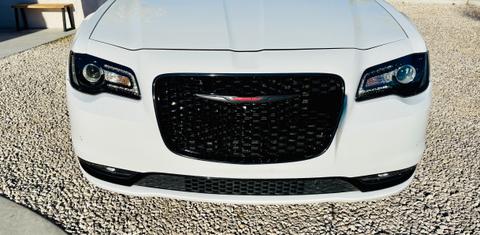 Chrysler 300 2023