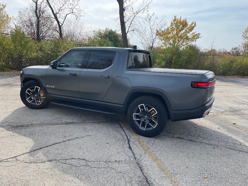 Rivian R1T 2023 in 