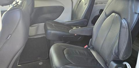 Chrysler Pacifica 2022