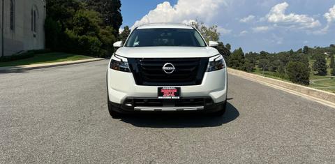 Nissan Pathfinder 2024
