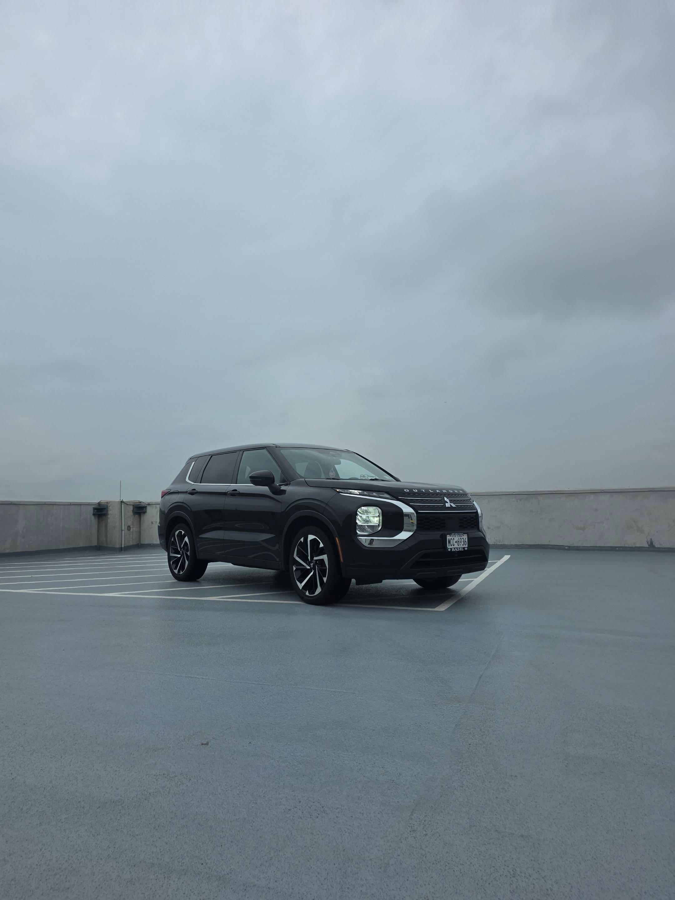 Mitsubishi Outlander 2022 in Carnot-Moon, PA