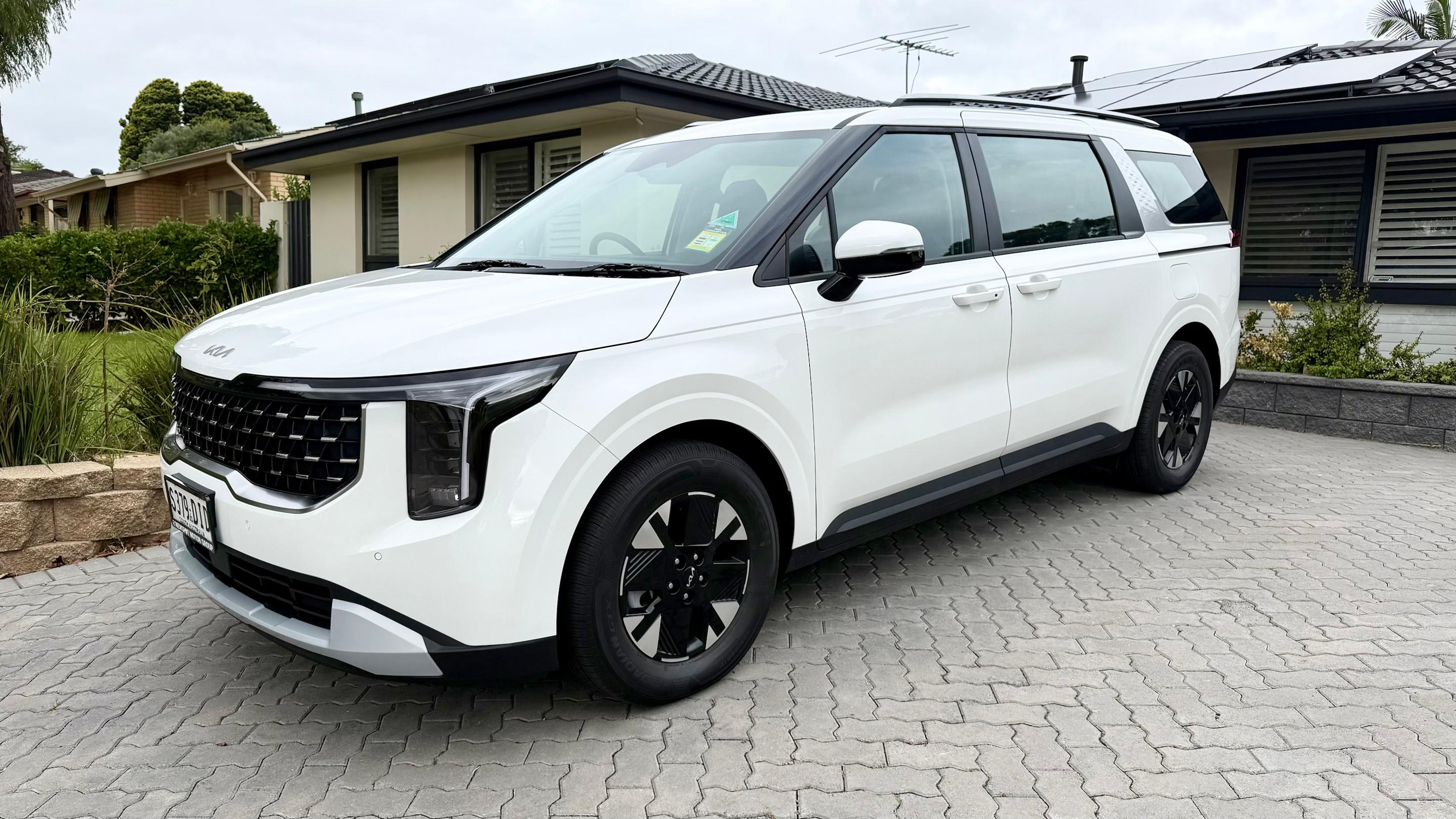 Kia CARNIVAL 2025 in Surrey Downs