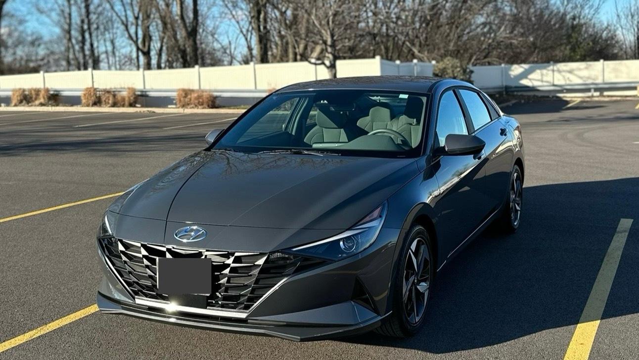 Hyundai Elantra 2023 in 