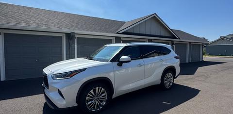 Toyota Highlander 2024