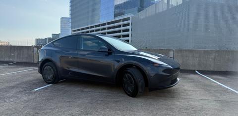 Tesla Model Y 2026
