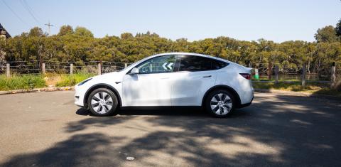 Tesla MODEL Y 2023