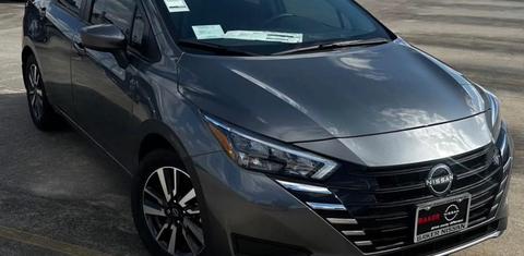 Nissan Versa 2025