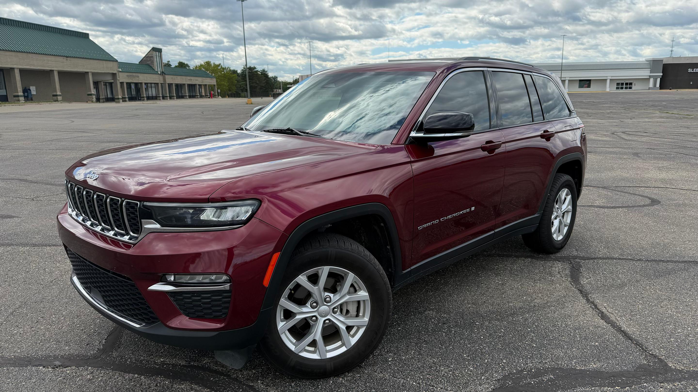 Jeep Grand Cherokee 2023 in Flint, MI