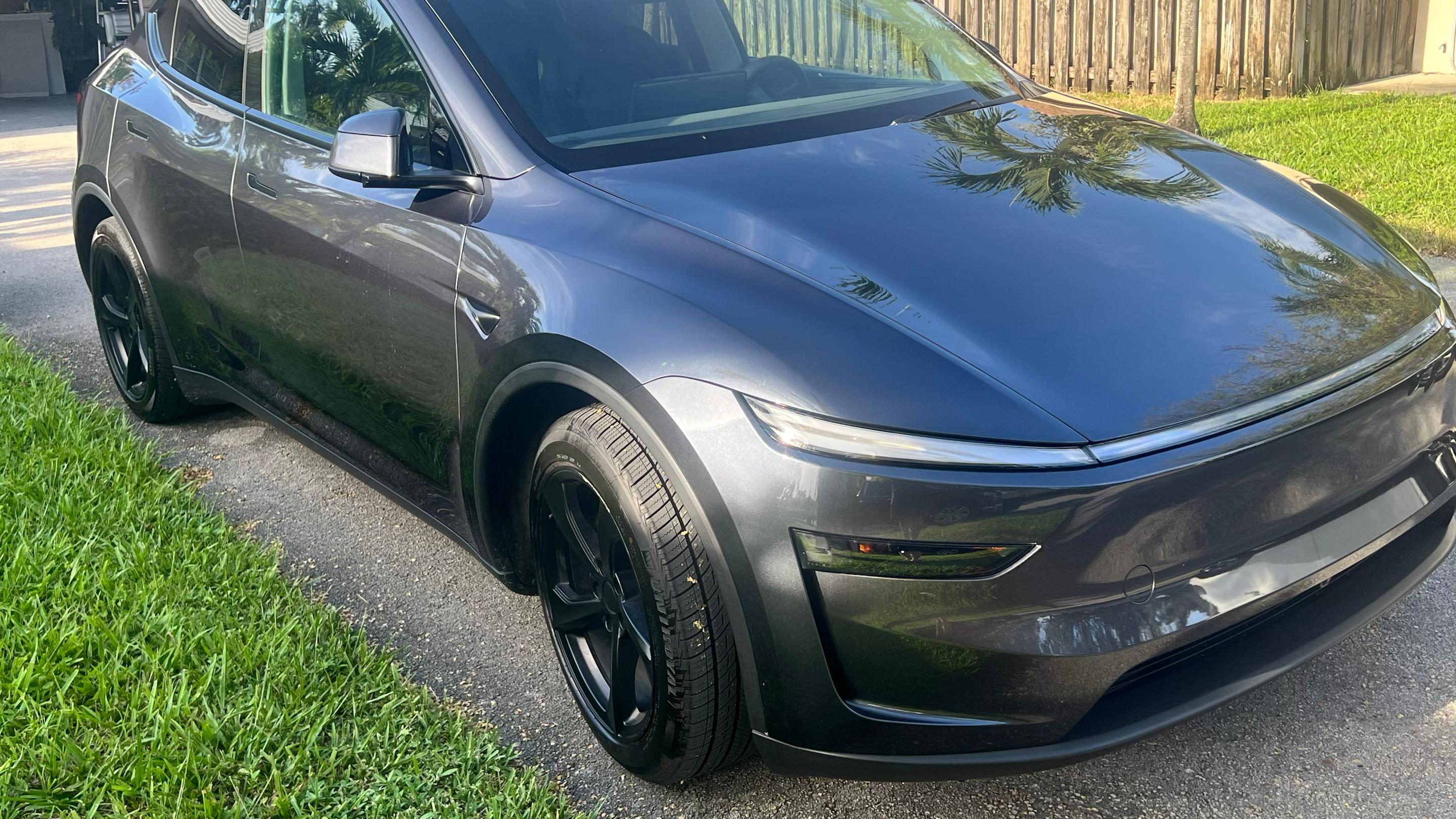 Tesla Model Y 2026 in Fort Lauderdale, FL