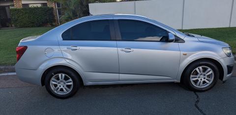 Holden BARINA 2015