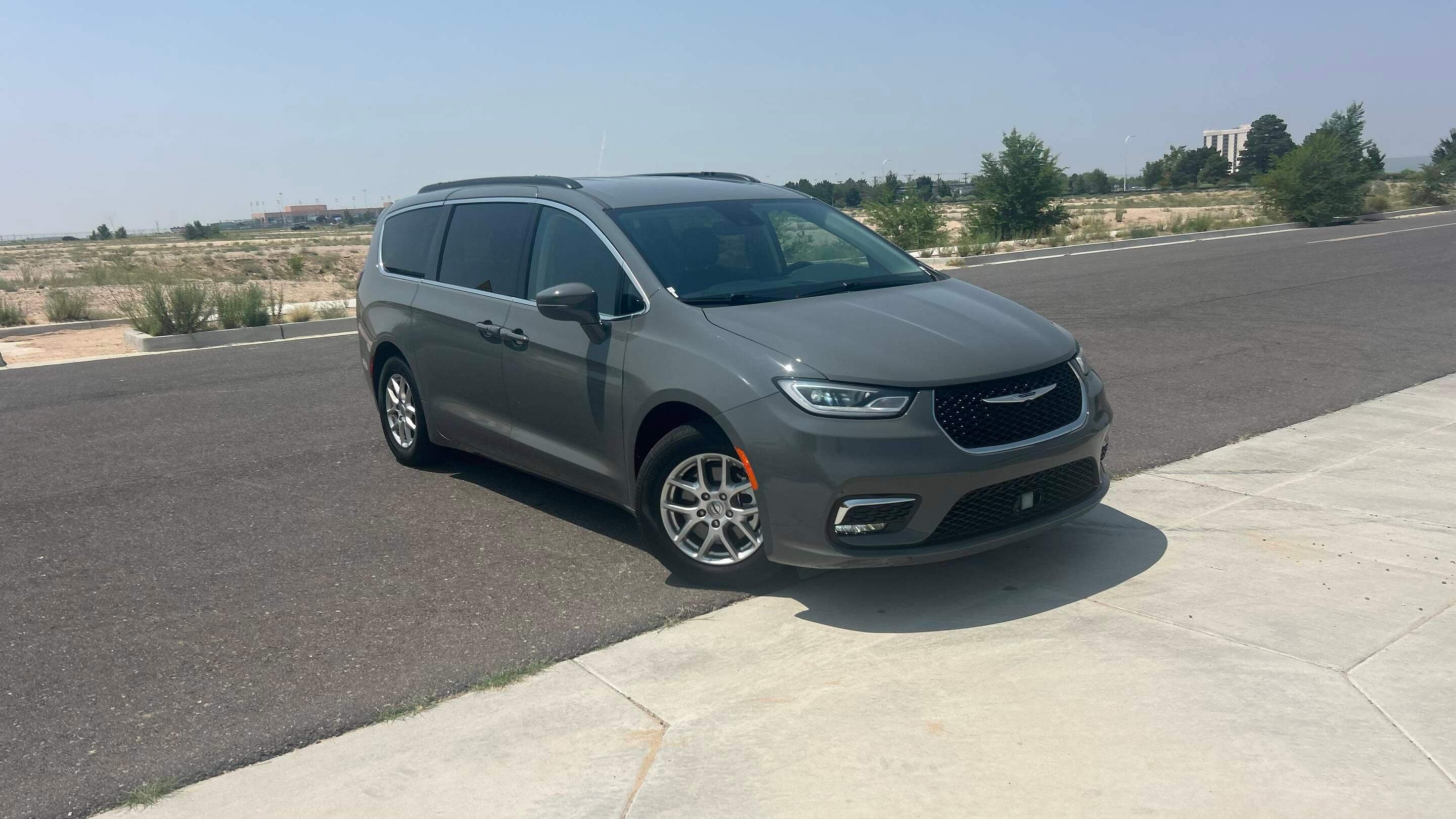 Chrysler Pacifica 2022 in Albuquerque, NM