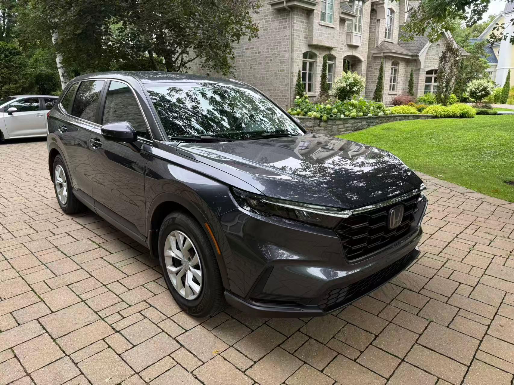 Honda CR-V 2023 à Montréal, QC