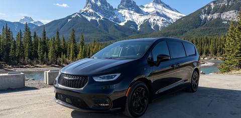 Chrysler Pacifica 2023