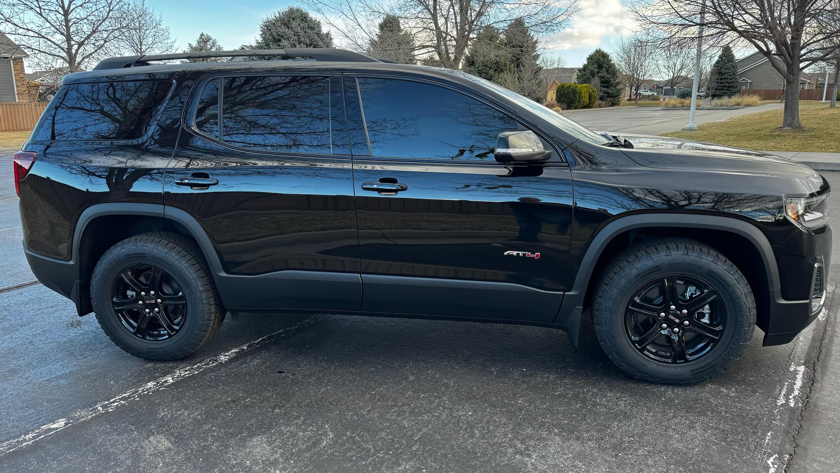 GMC Acadia 2023 in Johnstown, CO