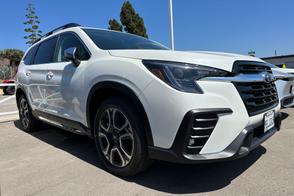 Subaru Ascent car