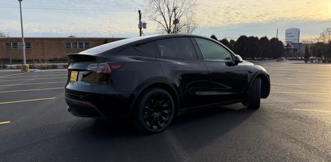 Tesla Model Y 2021