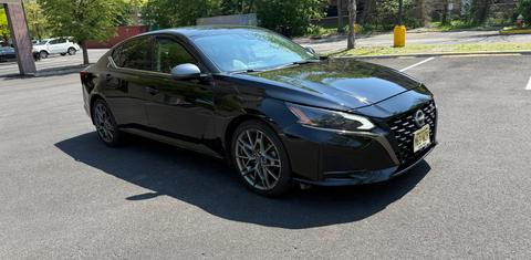 Nissan Altima 2023