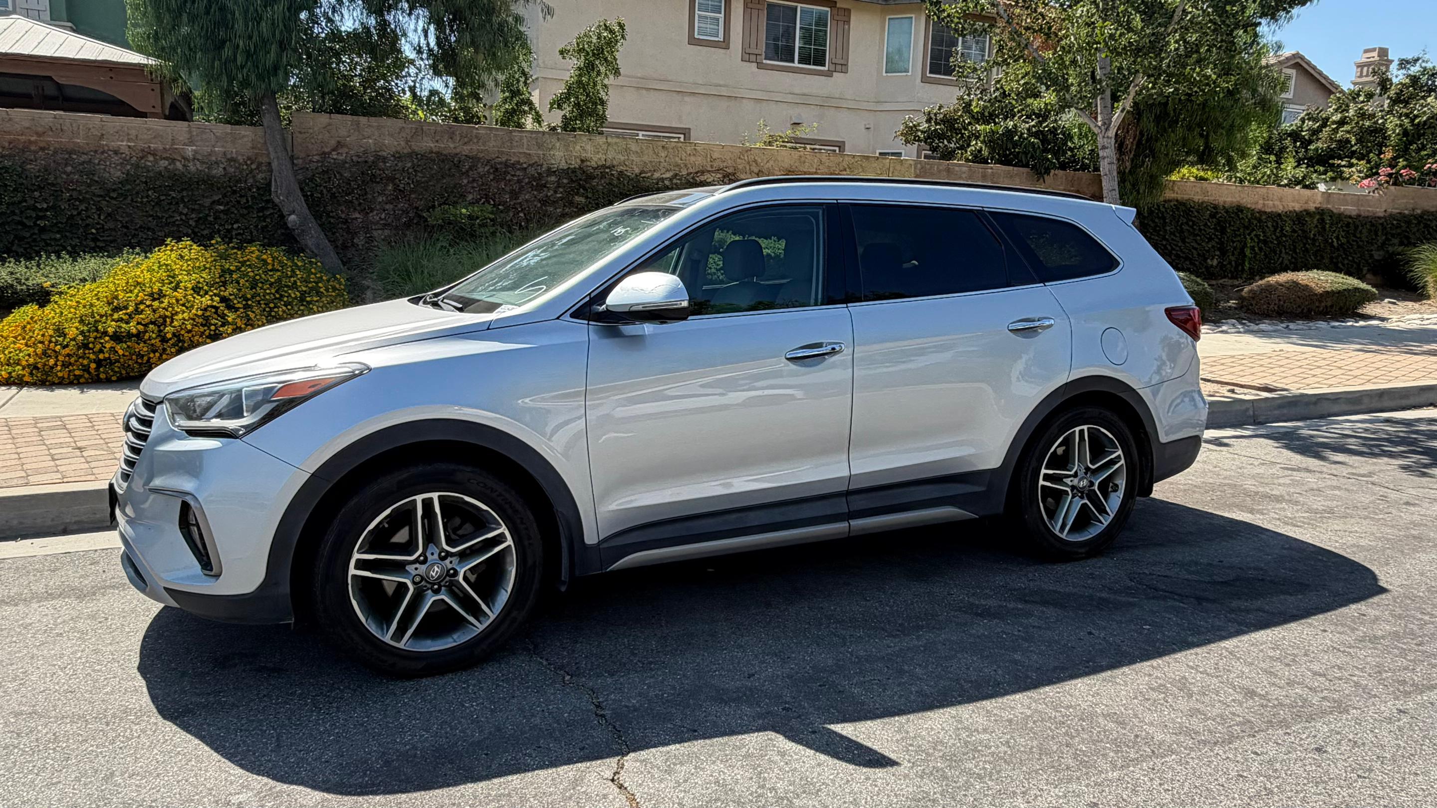 Hyundai Santa Fe 2017 in Fontana, CA