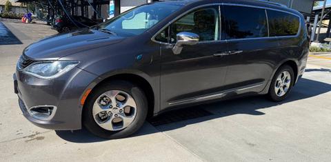 Chrysler Pacifica 2018