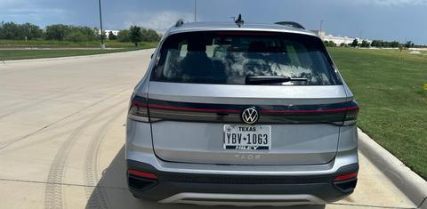 Volkswagen Taos 2025