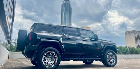 GMC HUMMER EV SUV 2024
