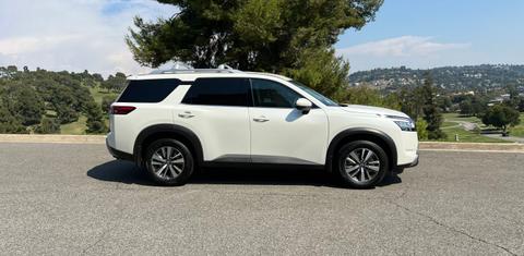 Nissan Pathfinder 2024