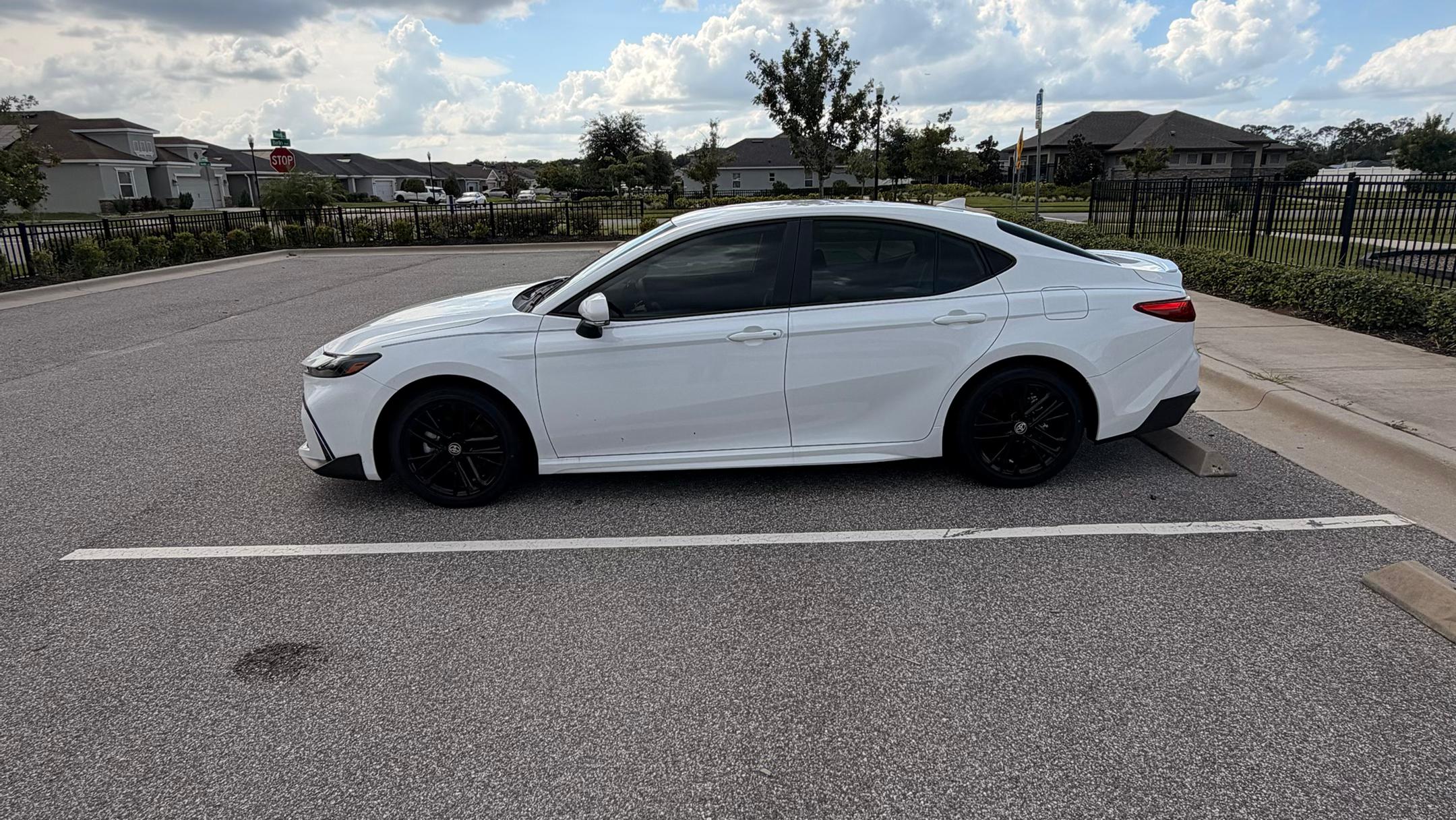 Toyota Camry Hybrid 2026 in Orlando, FL