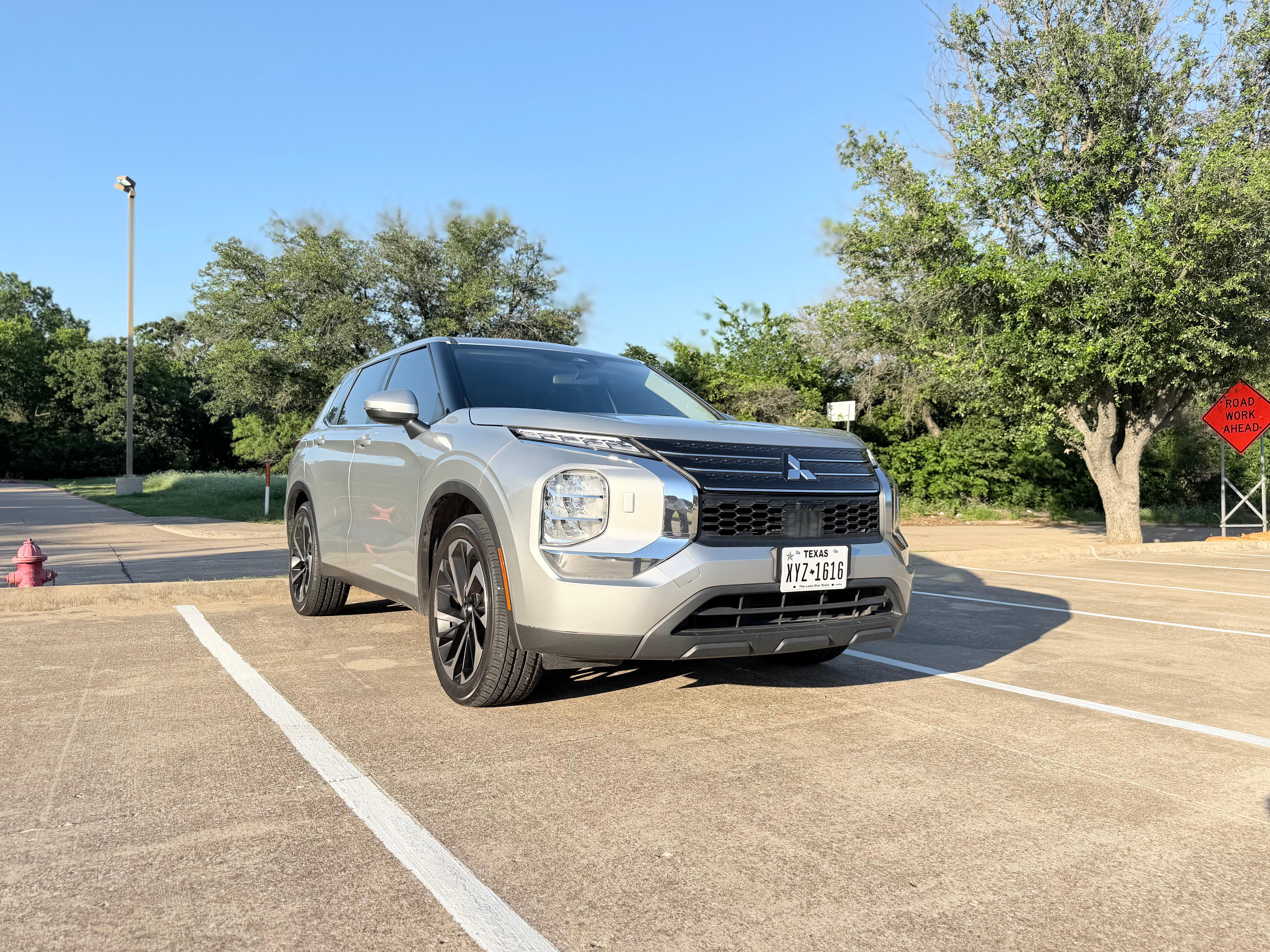 Mitsubishi Outlander 2022 in Bedford, TX