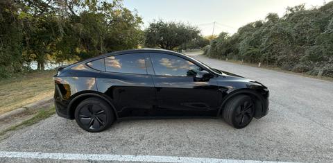 Tesla Model Y 2026