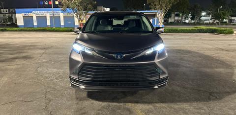 Toyota Sienna 2023