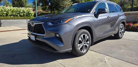 Toyota Highlander 2025