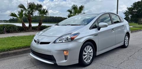 Toyota Prius Plug-In 2014