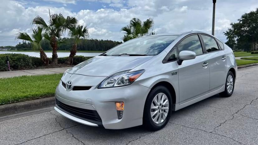 Toyota Prius Plug-In 2014 in Orlando, FL