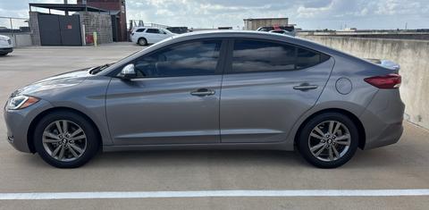 Hyundai Elantra 2017
