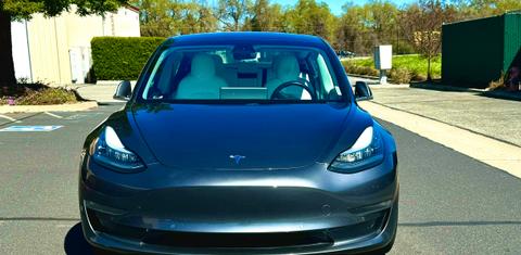 Tesla Model 3 2018
